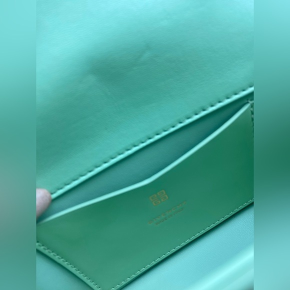 GIVENCHY 4G Pistachio Cross Bag. Brand new in box. Certificate and dust bag - Picture 13 of 15